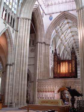 ������������ �����������. ����. ������������ ����� (York Minster). ���������� ���������