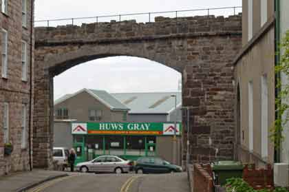 ������������ �����������. �����. ���������. ��������� ����� (Town Walls)