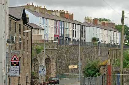 ������������ �����������. �����. ���������. ��������� ����� (Town Walls)
