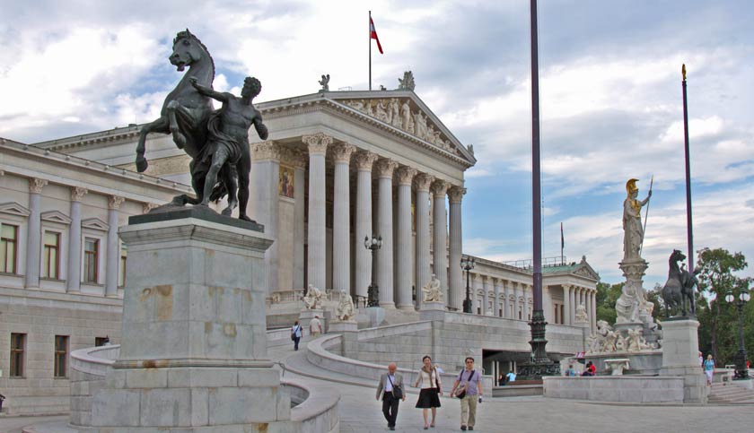 Австрия. Вена. Парламент. www.victor.com.ua