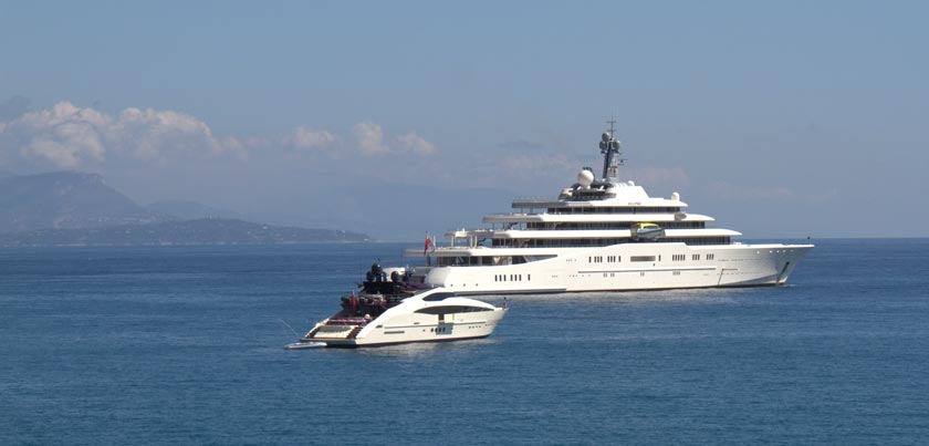 �������. ����� (Antibes). �������� ������� �� �����.