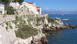 �������. ����� (Antibes). �������� ������� �� �����.