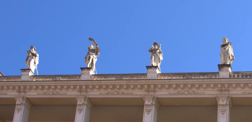 �������. ����� (Nice). ����� (Op&eacute;ra)