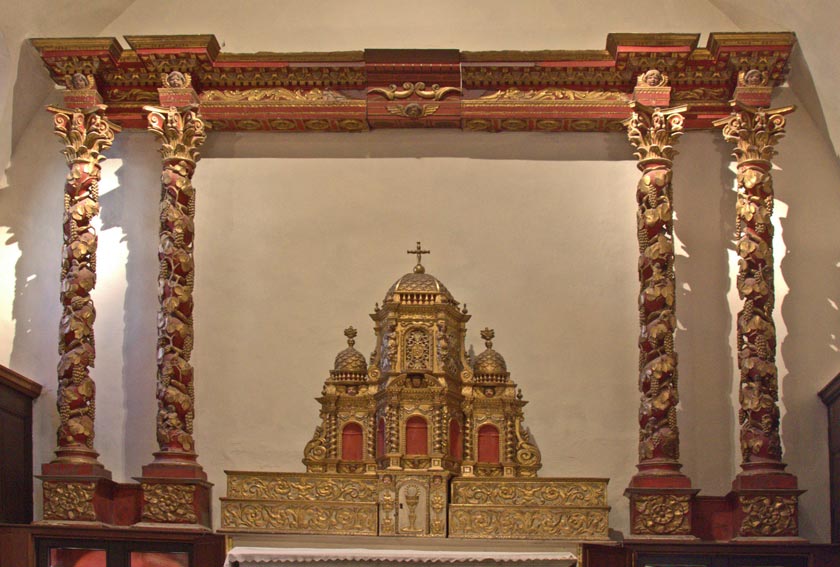 Франция. Сан-Поль-де-Ванс (Saint Paul de Vance). Коллегиальная Церковь преображения Святого Павла (Eglise Collegiale de la Conversion de Saint-Paul)
