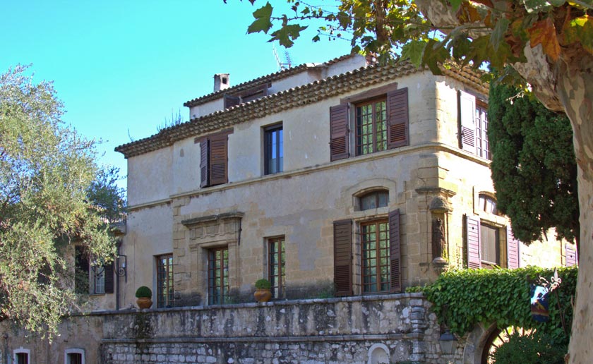 �������. ���-����-��-���� (Saint Paul de Vance). �����-�������� �������� ������� (La Colombe D'Or)