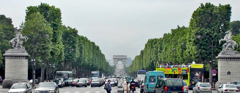 �������. �����. ���������� ���� (Avenue des Champs Elys&eacute;es).