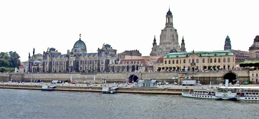 Германия. Дрезден. Брюльская терраса (Bruehlsche Terrasse).