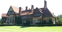 Германия. Потсдам. Дворец Цецилиенхоф (Cecilienhof).