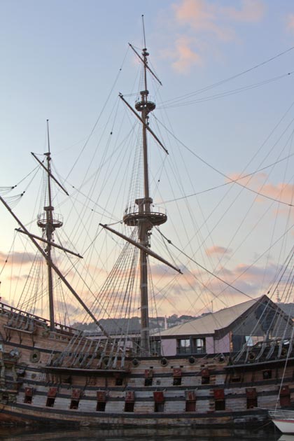 ������. �����. ������ ���� (Marina Porto Antico).