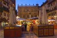 ������. ������. ������ ����� ���� (Piazza delle Erbe).