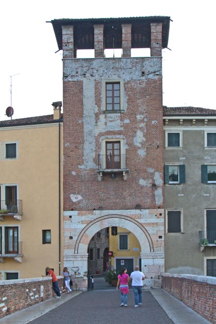 ������. ������. ����� ������ (Ponte Pietra).