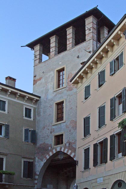 ������. ������. ����� ������ (Ponte Pietra).