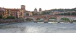 ������. ������. ����� ������ (Ponte Pietra).