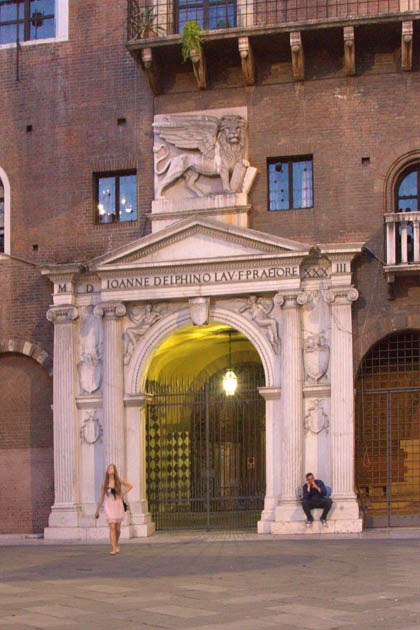 ������. ������. ������� �������� (Piazza Signori).