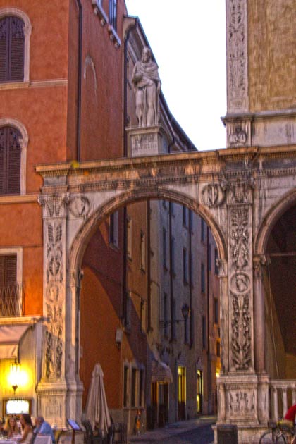 ������. ������. ������� �������� (Piazza Signori).
